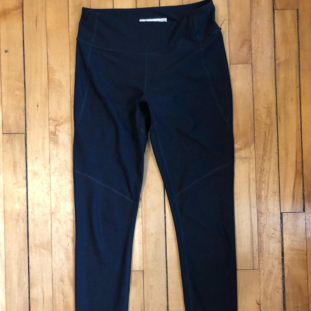 Outdoor voices black leggings